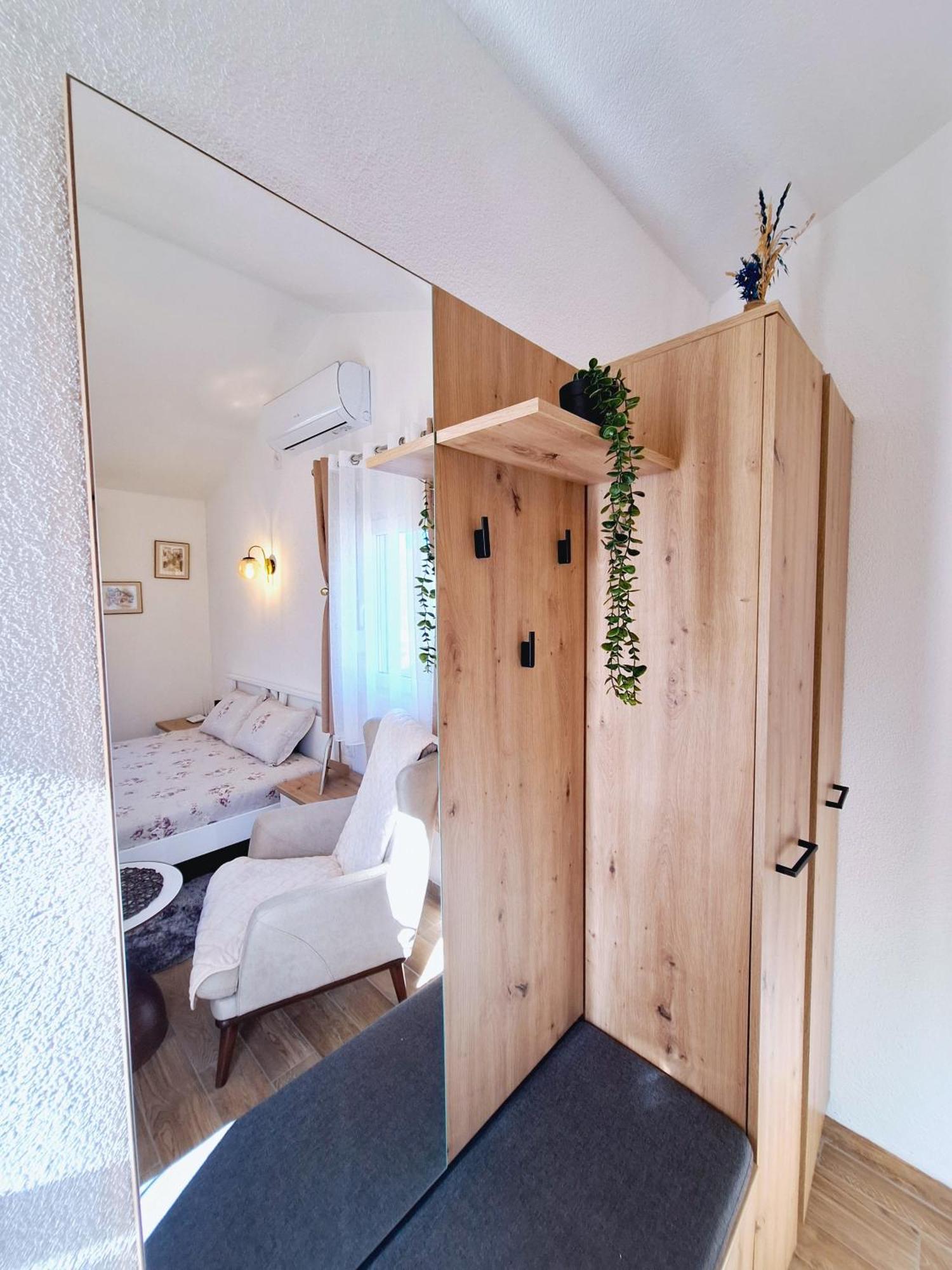 Sunny Side Appartement Rijeka Crnojevića